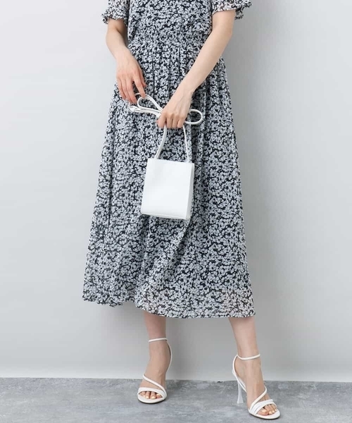 MK MICHEL KLEIN(エムケーミッシェルクラン)の「小花柄シフォンスカート/洗える(スカート・レディース・ライトイエロー/ブラック・38)」の2枚目の写真