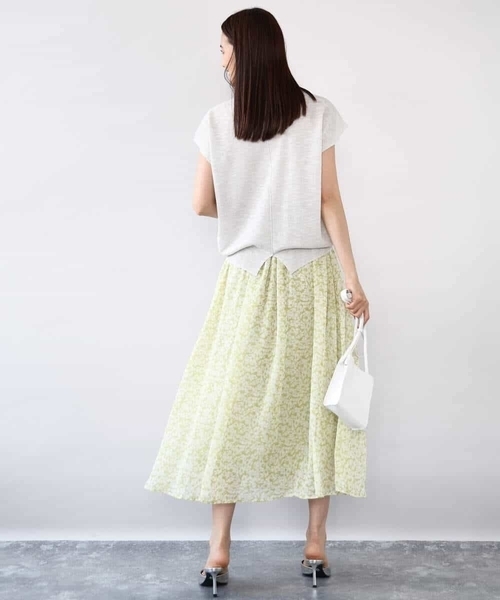 MK MICHEL KLEIN(エムケーミッシェルクラン)の「小花柄シフォンスカート/洗える(スカート・レディース・ライトイエロー/ブラック・38)」の7枚目の写真