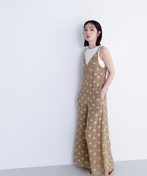NATURAL BEAUTY BASIC（ナチュラルビューティーベーシック）の「◇【BLANC】エンブロイダリーオールインワン（つなぎ/オールインワン・レディース・ベージュ系その他/ブラック系その他・MEDIUM/P/S）」の10枚目の写真
