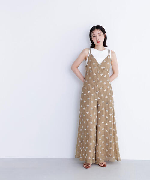 NATURAL BEAUTY BASIC（ナチュラルビューティーベーシック）の「◇【BLANC】エンブロイダリーオールインワン（つなぎ/オールインワン・レディース・ベージュ系その他/ブラック系その他・MEDIUM/P/S）」の3枚目の写真