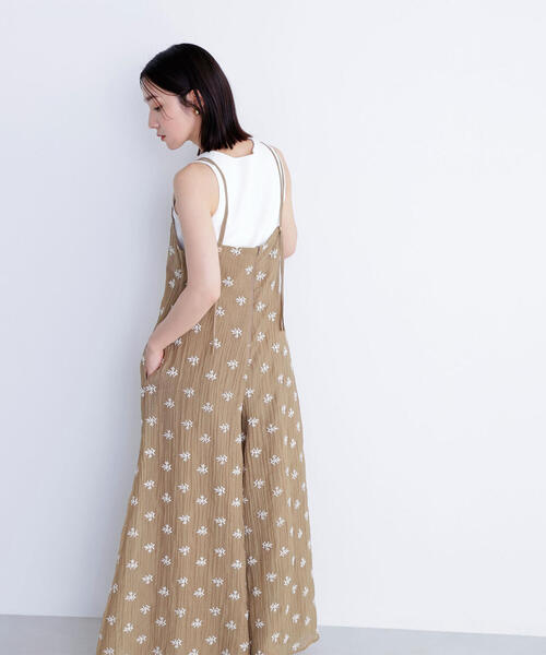 NATURAL BEAUTY BASIC（ナチュラルビューティーベーシック）の「◇【BLANC】エンブロイダリーオールインワン（つなぎ/オールインワン・レディース・ベージュ系その他/ブラック系その他・MEDIUM/P/S）」の5枚目の写真