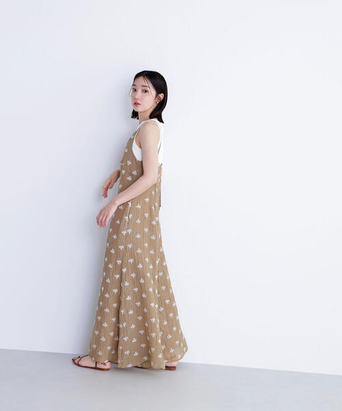 NATURAL BEAUTY BASIC（ナチュラルビューティーベーシック）の「◇【BLANC】エンブロイダリーオールインワン（つなぎ/オールインワン・レディース・ベージュ系その他/ブラック系その他・MEDIUM/P/S）」の8枚目の写真