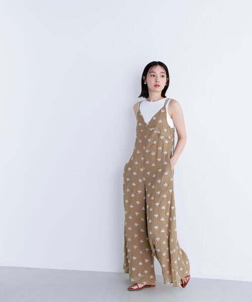 NATURAL BEAUTY BASIC（ナチュラルビューティーベーシック）の「◇【BLANC】エンブロイダリーオールインワン（つなぎ/オールインワン・レディース・ベージュ系その他/ブラック系その他・MEDIUM/P/S）」の10枚目の写真