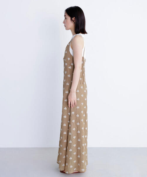 NATURAL BEAUTY BASIC（ナチュラルビューティーベーシック）の「◇【BLANC】エンブロイダリーオールインワン（つなぎ/オールインワン・レディース・ベージュ系その他/ブラック系その他・MEDIUM/P/S）」の11枚目の写真