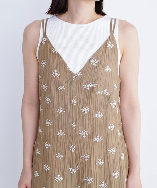 NATURAL BEAUTY BASIC（ナチュラルビューティーベーシック）の「◇【BLANC】エンブロイダリーオールインワン（つなぎ/オールインワン・レディース・ベージュ系その他/ブラック系その他・MEDIUM/P/S）」の13枚目の写真