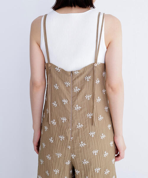 NATURAL BEAUTY BASIC（ナチュラルビューティーベーシック）の「◇【BLANC】エンブロイダリーオールインワン（つなぎ/オールインワン・レディース・ベージュ系その他/ブラック系その他・MEDIUM/P/S）」の16枚目の写真