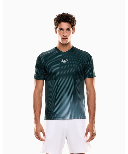 EMPORIO ARMANI EA7(エンポリオアルマーニイーエーセブン)の「【エンポリオ アルマーニ EA7】Tennis Pro クルーネックTシャツ VENTUS7テクニカルファブリック(Tシャツ/カットソー・メンズ・ネイビー/グリーン・LARGE/MEDIUM/SMALL/X-LARGE/X-SMALL/XX-LARGE)」の2枚目の写真