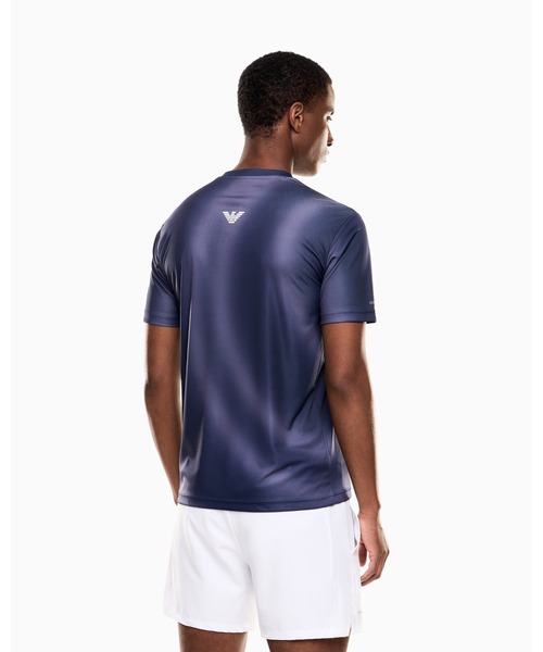 EMPORIO ARMANI EA7(エンポリオアルマーニイーエーセブン)の「【エンポリオ アルマーニ EA7】Tennis Pro クルーネックTシャツ VENTUS7テクニカルファブリック(Tシャツ/カットソー・メンズ・ネイビー/グリーン・LARGE/MEDIUM/SMALL/X-LARGE/X-SMALL/XX-LARGE)」の8枚目の写真