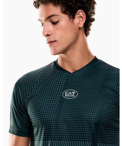 EMPORIO ARMANI EA7(エンポリオアルマーニイーエーセブン)の「【エンポリオ アルマーニ EA7】Tennis Pro クルーネックTシャツ VENTUS7テクニカルファブリック(Tシャツ/カットソー・メンズ・ネイビー/グリーン・LARGE/MEDIUM/SMALL/X-LARGE/X-SMALL/XX-LARGE)」の5枚目の写真