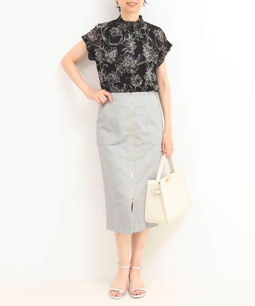 MICO COULIER（ミコクリエ）の「線画フラワープリントブラウス（シャツ/ブラウス・レディース・ホワイト系その他/ブラック系その他・38）」の10枚目の写真