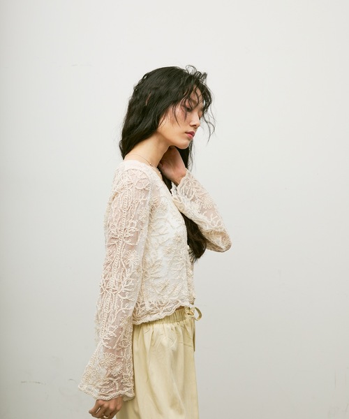 Lutim by u(ルチバイユー)の「Embroidery tulle cardigan / エンブロイダリーチュールカーディガン(カーディガン/ボレロ・レディース・ベージュ/ホワイト・FREE)」の17枚目の写真