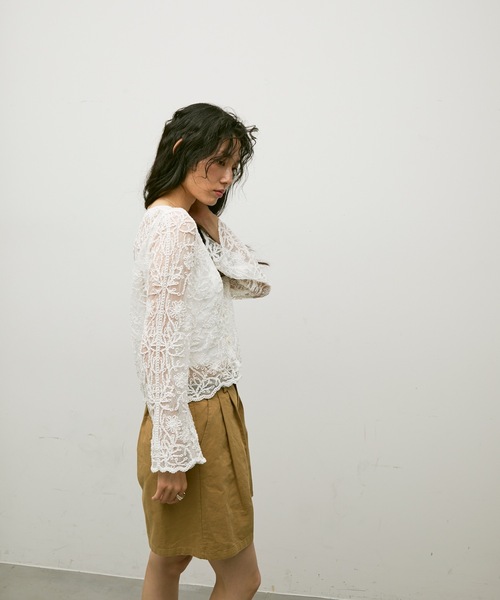 Lutim by u(ルチバイユー)の「Embroidery tulle cardigan / エンブロイダリーチュールカーディガン(カーディガン/ボレロ・レディース・ベージュ/ホワイト・FREE)」の12枚目の写真