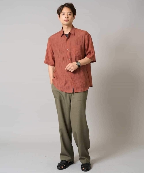 a.v.v（アーヴェヴェ）の「【接触冷感】ワッシャーシアーワイドシルエットシャツ（シャツ/ブラウス・メンズ・ブラック/ダークオレンジ・46/48/50）」の4枚目の写真