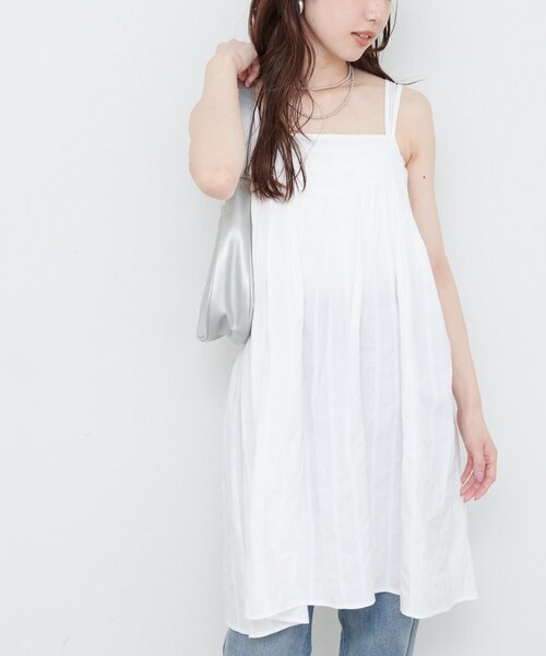 natural couture(ナチュラルクチュール)の「Wストラップキャミチュニック(シャツ/ブラウス・レディース・ブラック/オフホワイト/レンガ・FREE)」の16枚目の写真