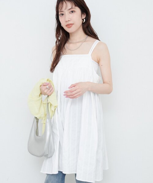 natural couture(ナチュラルクチュール)の「Wストラップキャミチュニック(シャツ/ブラウス・レディース・ブラック/オフホワイト/レンガ・FREE)」の18枚目の写真