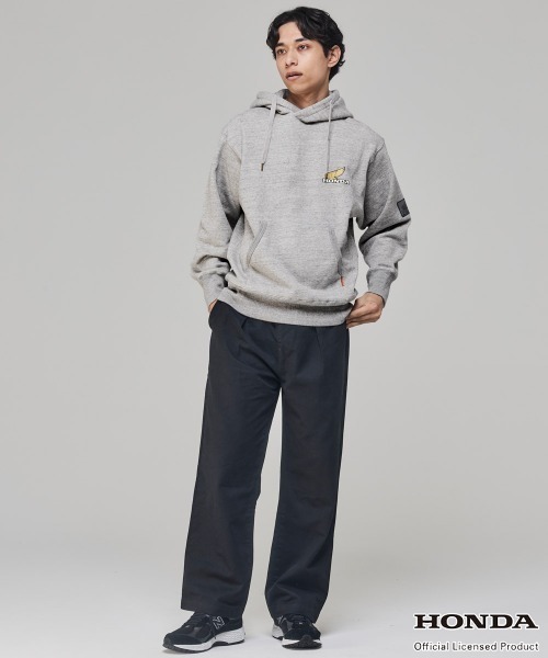 KRIFF MAYER(クリフメイヤー)の「【Unisex・ピグメント加工】HONDAコラボパーカー(WING)(スウェット・メンズ・レッド/チャコール/グレー/ナチュラル・X-LARGE/LARGE/MEDIUM)」の6枚目の写真