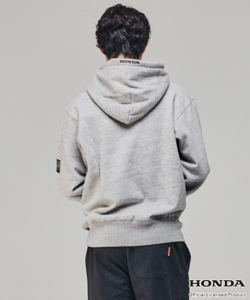 KRIFF MAYER(クリフメイヤー)の「【Unisex・ピグメント加工】HONDAコラボパーカー(WING)(スウェット・メンズ・レッド/チャコール/グレー/ナチュラル・X-LARGE/LARGE/MEDIUM)」の8枚目の写真