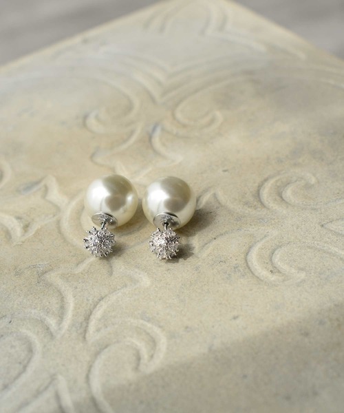 PICCIN（ピッチン）の「パール＆ビジューボールピアス（ピアス（両耳用）・レディース・シルバー・FREE）」の3枚目の写真