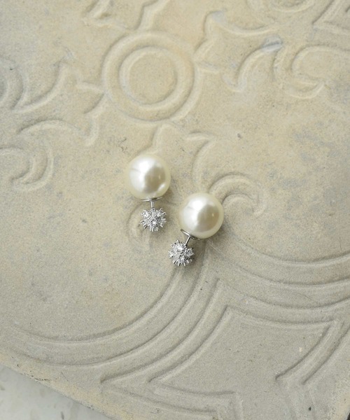 PICCIN（ピッチン）の「パール＆ビジューボールピアス（ピアス（両耳用）・レディース・シルバー・FREE）」の7枚目の写真