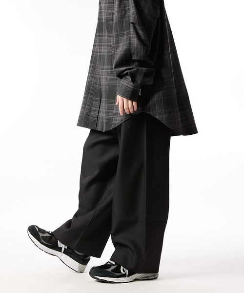 meltum(メルタム)の「3TUCK EASY TROUSERS(スラックス・メンズ・ブラック・MEDIUM/SMALL/LARGE)」の12枚目の写真
