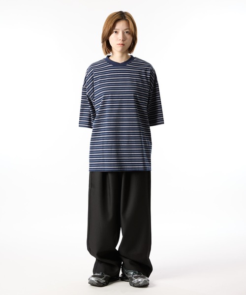 meltum(メルタム)の「3TUCK EASY TROUSERS(スラックス・メンズ・ブラック・MEDIUM/SMALL/LARGE)」の2枚目の写真