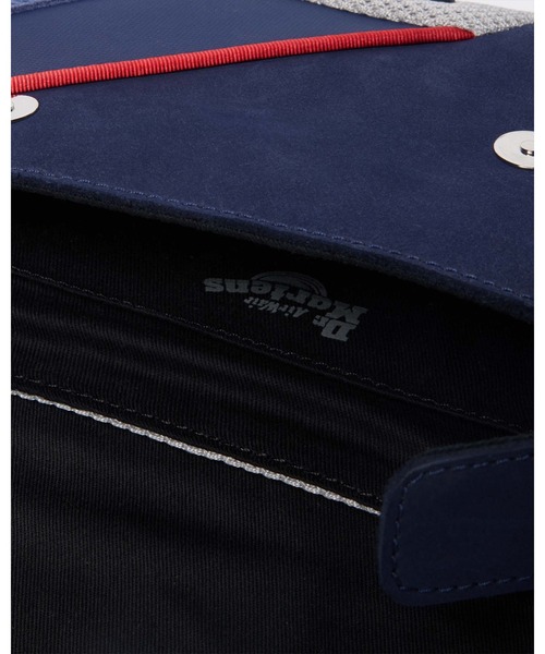 Dr. Martens(ドクターマーチン)の「Dr. Martens/ドクターマーチン 7インチ サッチェル バッグ 41741400(ショルダーバッグ・レディース・ブルー・FREE)」の8枚目の写真