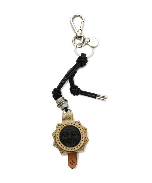 ITTI(イッチ)の「ITTI/イッチ/Art by masasculp & ojagadesign KEYCAP KEYHOLDER / SHIRO(キーホルダー・メンズ・ブラック/アイボリー・F)」の12枚目の写真