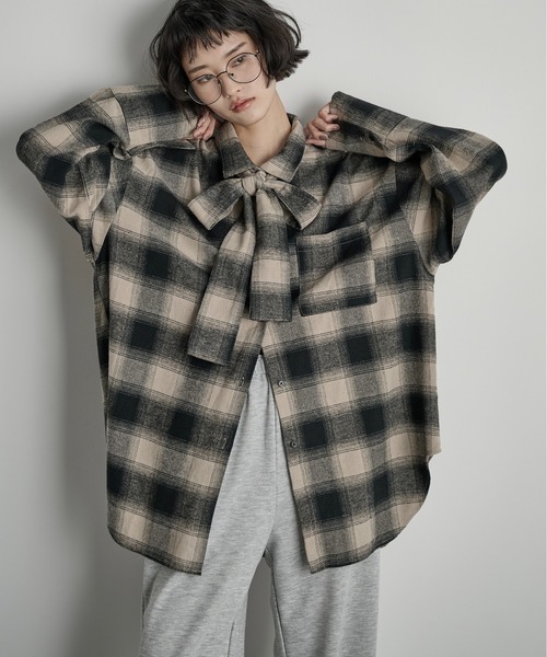 美品✨ロイスクレヨン フリル ボウタイ バンドカラー ブラウス チェックシャツ 美品✨ロイスクレヨン フリル ボウタイ バンドカラー ブラウス