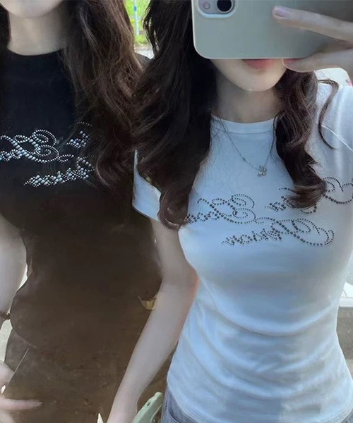 MEMECLE(メメクル)の「【 MEMECLE / メメクル 】ラインストーン ロゴ 半袖Tシャツ(Tシャツ/カットソー・レディース・ホワイト/ブラック・SMALL/MEDIUM)」の9枚目の写真