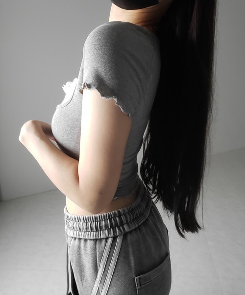 me+em select(ミームセレクト)の「※※【 2点セット 】レイヤードレースキャミソール + スクエアネックフロントボタンTシャツ SET(Tシャツ/カットソー・レディース・ブラック/グレー・FREE)」の16枚目の写真