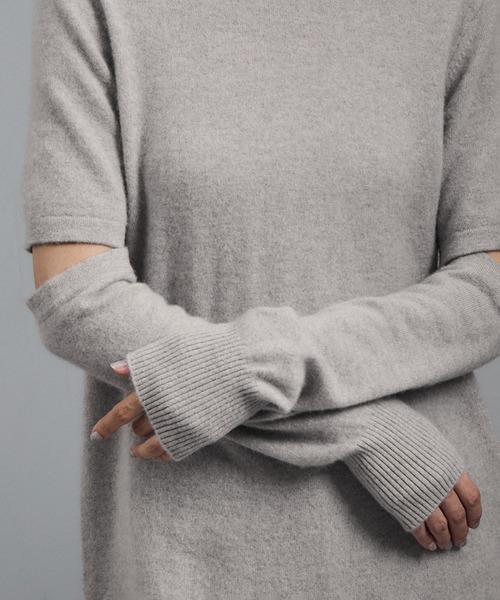 SALON adam et rope'(サロン アダム エ ロペ)の「カシミヤニットミニワンピース(ワンピース・レディース・チャコールグレー/ベージュ系その他・FREE)」の12枚目の写真