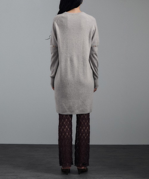 SALON adam et rope'(サロン アダム エ ロペ)の「カシミヤニットミニワンピース(ワンピース・レディース・チャコールグレー/ベージュ系その他・FREE)」の15枚目の写真