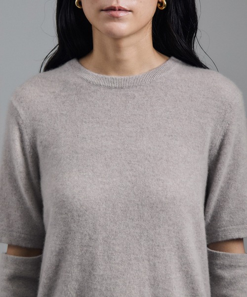 SALON adam et rope'(サロン アダム エ ロペ)の「カシミヤニットミニワンピース(ワンピース・レディース・チャコールグレー/ベージュ系その他・FREE)」の16枚目の写真