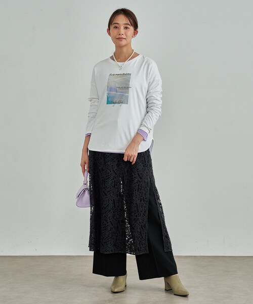 INDIVI(インディヴィ)の「【UVケア】プリントフォトロングTシャツ(Tシャツ/カットソー・レディース・チャコールグレー/ホワイト系6/ホワイト・38/34/15 /13/05/19)」の13枚目の写真