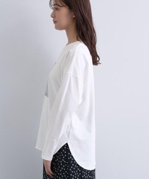 INDIVI(インディヴィ)の「【UVケア】プリントフォトロングTシャツ(Tシャツ/カットソー・レディース・チャコールグレー/ホワイト系6/ホワイト・38/34/15 /13/05/19)」の19枚目の写真