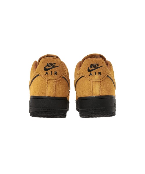 NIKE(ナイキ)の「NIKE AIR FORCE 1 07 LV8 HQ1966-700(スニーカー・レディース・ブラウン・25㎝/24.5㎝/24㎝)」の3枚目の写真