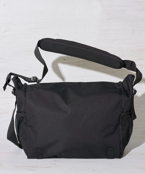 Gramicci(グラミチ)の「【GRAMICCI/グラミチ】CORDURA MESSENGER BAG / コーデュラナイロンメッセンジャーバッグ(ショルダーバッグ・レディース・ブラック/ブルー・FREE)」の7枚目の写真