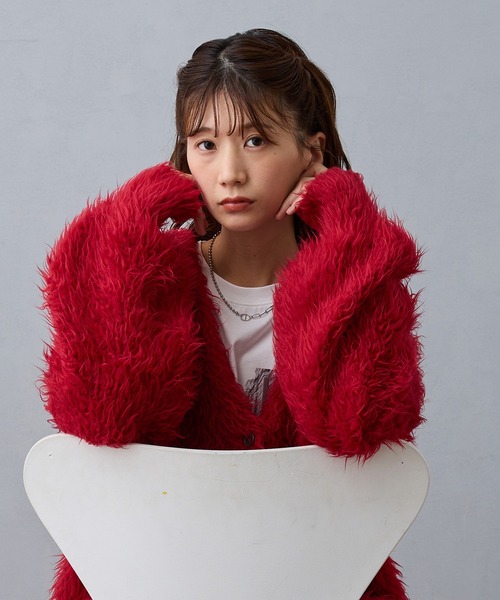 NICOLE CLUB（ニコル　クラブ）の「Vネックプードルカーディガン（カーディガン/ボレロ・レディース・レッド/グレー/ベージュ/グリーン・FREE）」の4枚目の写真