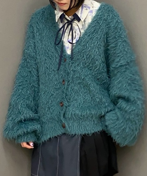 NICOLE CLUB（ニコル　クラブ）の「Vネックプードルカーディガン（カーディガン/ボレロ・レディース・レッド/グレー/ベージュ/グリーン・FREE）」の3枚目の写真