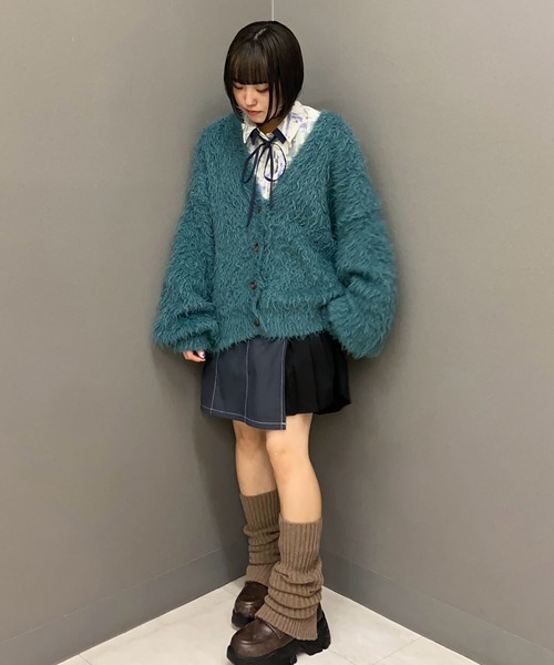 NICOLE CLUB（ニコル　クラブ）の「Vネックプードルカーディガン（カーディガン/ボレロ・レディース・レッド/グレー/ベージュ/グリーン・FREE）」の22枚目の写真