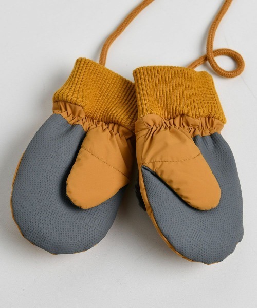 moimoln(モイモルン)の「ポピ手袋(その他ベビー用品・キッズ・イエロー・S/M)」の6枚目の写真