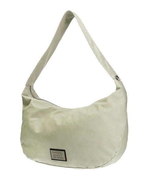 X-girl（エックスガール）の「METAL PLATE LABEL SHOULDER BAG（ショルダーバッグ・レディース・ブラック/オフホワイト・ONE SIZE）」の7枚目の写真