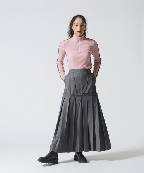 AULA AILA(アウラアイラ)の「AULA AILA(アウラ アイラ)別注ハイネックベロアTOPS(Tシャツ/カットソー・レディース・グレー/ブラック/ピンク・0)」の21枚目の写真