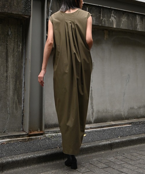 WILLFULLY(ウィルフリー)の「ensemble multi season cotton OP(ワンピース・レディース・カーキブラウン/アイボリー/ブラック・FREE/L)」の19枚目の写真