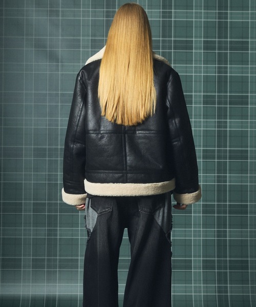 MAISON SPECIAL(メゾンスペシャル)の「《UNISEX》B-3フェイクムートンプライムオーバージャケット/B-3 Fake Mouton Prime-Over Jacket【MAISON SPECIAL/メゾンスペシャル】(ムートンコート・メンズ・ブラック/ブラウン・0/1/2)」の18枚目の写真