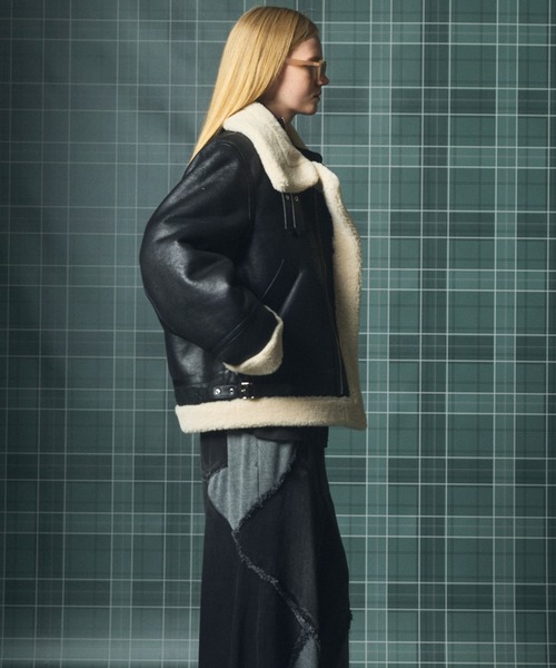 MAISON SPECIAL(メゾンスペシャル)の「《UNISEX》B-3フェイクムートンプライムオーバージャケット/B-3 Fake Mouton Prime-Over Jacket【MAISON SPECIAL/メゾンスペシャル】(ムートンコート・メンズ・ブラック/ブラウン・0/1/2)」の17枚目の写真