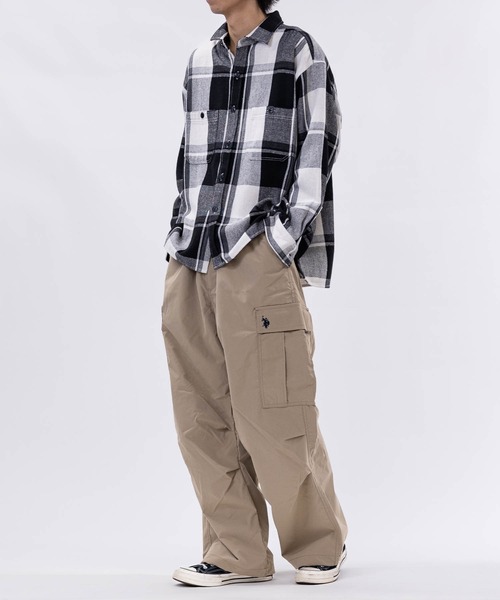 U.S. POLO ASSN.（ユーエスポロアッスン）の「【3】〔U.S.POLO ASSN.〕撥水 ワイドカーゴパンツ（カーゴパンツ・メンズ・ブラック/カーキ/ベージュ/ネイビー・LARGE/X-LARGE/MEDIUM）」の16枚目の写真