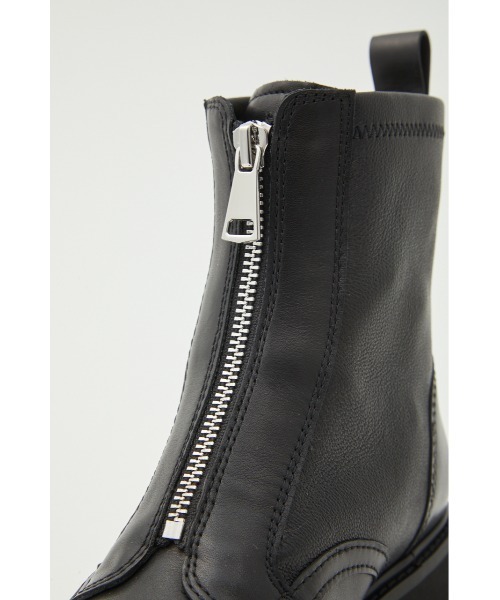 STACCATO(スタッカート)の「ミルキーIラインzipブーツ(ブーツ・レディース・ブラック・23.5cm/24.5cm/23.0cm/24.0cm/22.5㎝)」の6枚目の写真
