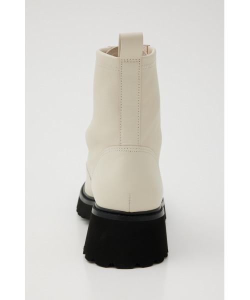 STACCATO(スタッカート)の「ミルキーIラインzipブーツ(ブーツ・レディース・ブラック・23.5cm/24.5cm/23.0cm/24.0cm/22.5㎝)」の14枚目の写真