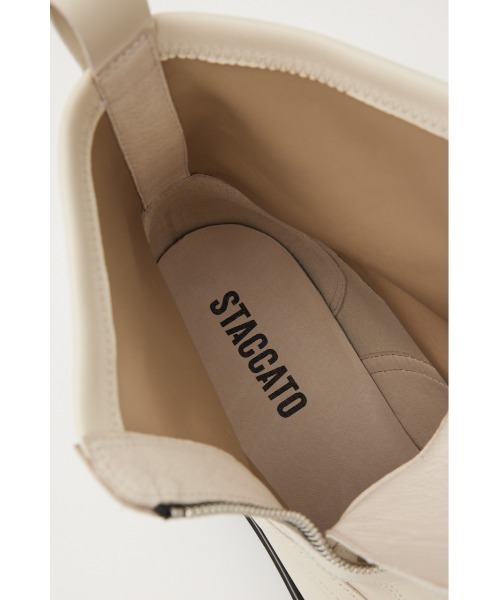 STACCATO(スタッカート)の「ミルキーIラインzipブーツ(ブーツ・レディース・ブラック・23.5cm/24.5cm/23.0cm/24.0cm/22.5㎝)」の20枚目の写真